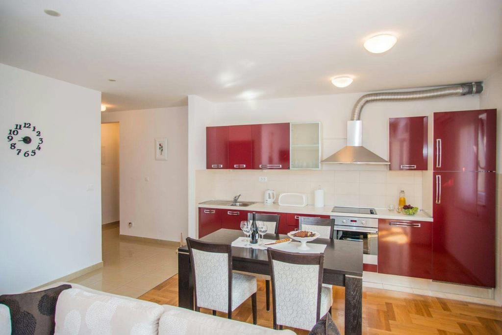 ספליט Antonio Apartments On The Beach מראה חיצוני תמונה